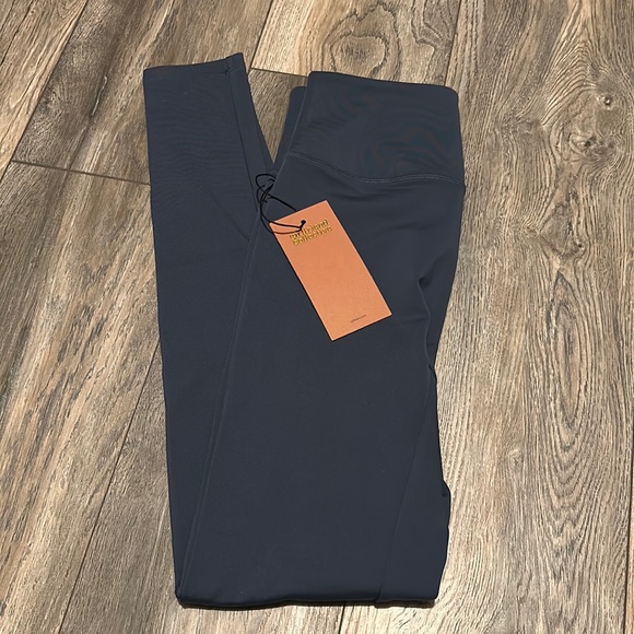 NWT Girlfriend Collective dark blue high waisted leggings - Picture 1 of 3